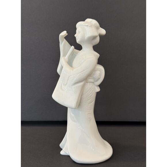 Vintage White Porcelain Geisha Figurine Woman w/ Fan Marked 1443 Crossed Swords - Picture 7 of 8